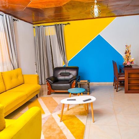 Appartement Meuble 2 Chambres Avec Salle De Bain - 1 Salon - 1E Cuisine - La Concorde - Quartier Nkomkana Yaoundé Exteriör bild